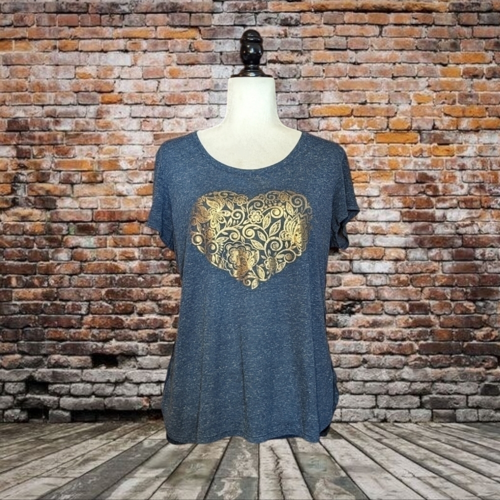 mySTYLE - Floral Design Heart Tee